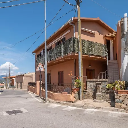 5 Min Budoniterrazzo Vista Borgo & Self Check-in