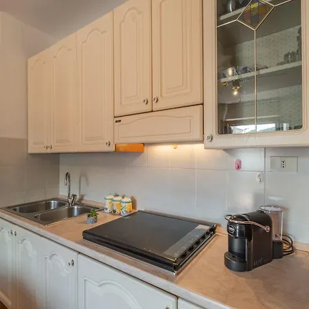 5 Min Budoniterrazzo Vista Borgo & Self Check-in Apartment